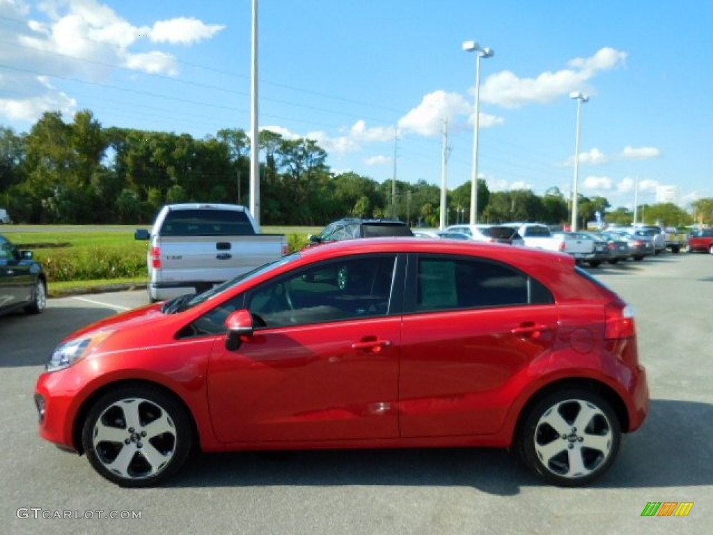2013 Rio EX 5-Door - Signal Red / Black photo #2