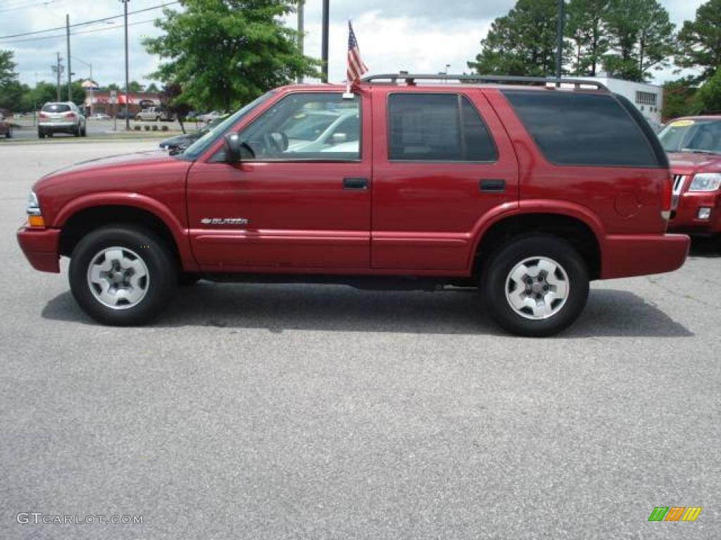 2004 Blazer LS 4x4 - Dark Cherry Red Metallic / Graphite Gray photo #3