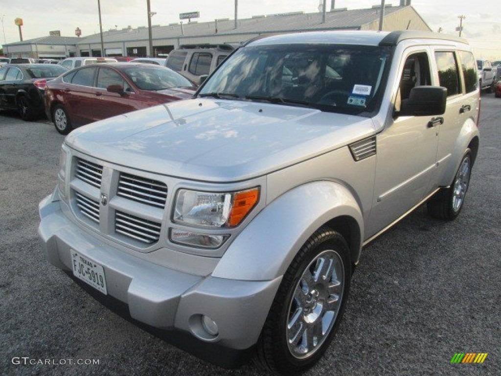 2011 Nitro Heat - Bright Silver Metallic / Dark Slate Gray photo #21