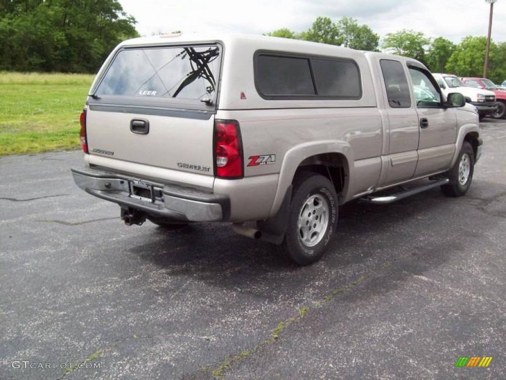 2004 Silverado 1500 Z71 Extended Cab 4x4 - Silver Birch Metallic / Dark Charcoal photo #3