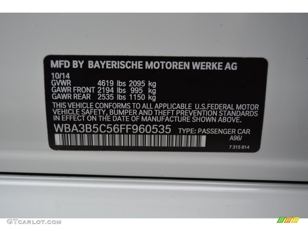 2015 3 Series 328i xDrive Sedan - Mineral White Metallic / Black photo #34