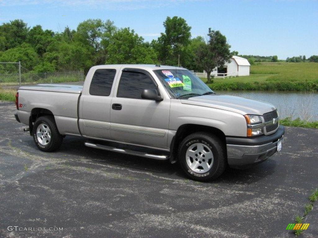 2005 Silverado 1500 Z71 Extended Cab 4x4 - Silver Birch Metallic / Tan photo #1