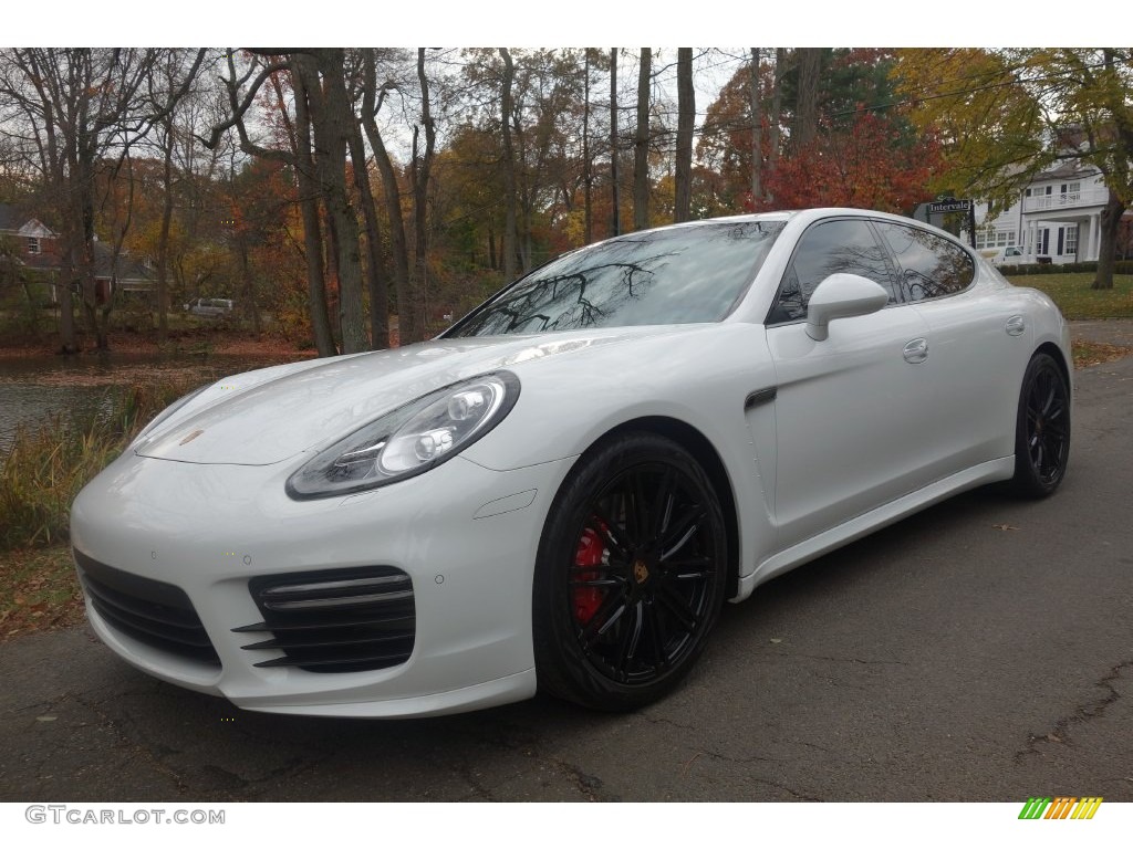 2015 Panamera GTS - White / Black photo #1
