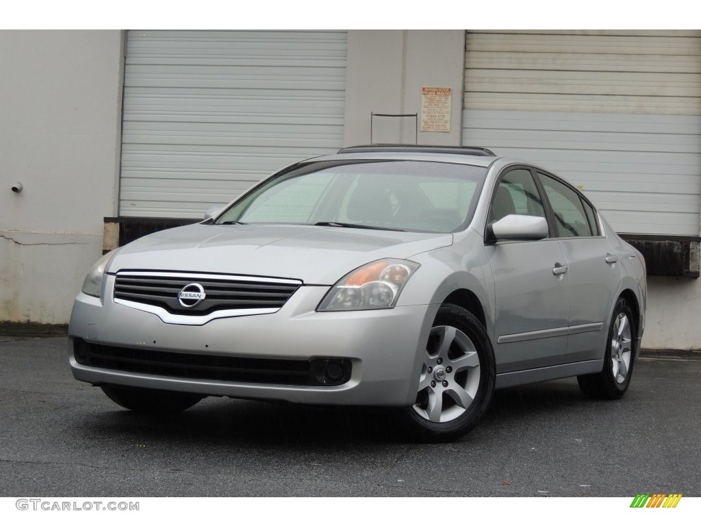 2007 Altima 2.5 S - Radiant Silver Metallic / Charcoal photo #2