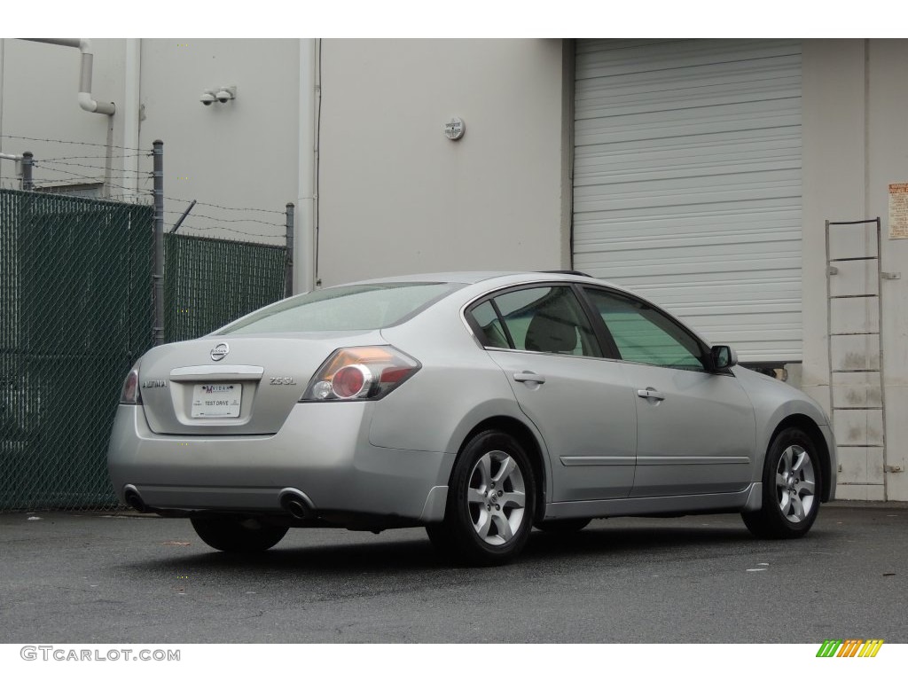 2007 Altima 2.5 S - Radiant Silver Metallic / Charcoal photo #19