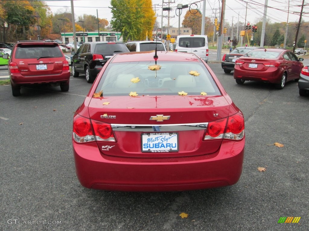 2012 Cruze LT - Crystal Red Metallic / Cocoa/Light Neutral photo #7