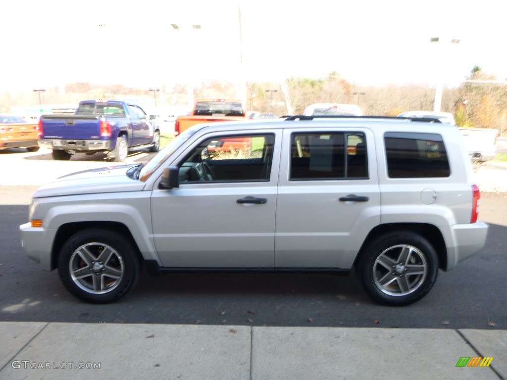 2008 Patriot Sport 4x4 - Bright Silver Metallic / Dark Slate Gray photo #10