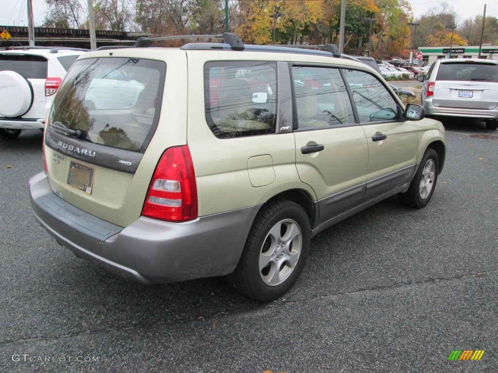 2004 Forester 2.5 XS - Sierra Gold Metallic / Beige photo #6