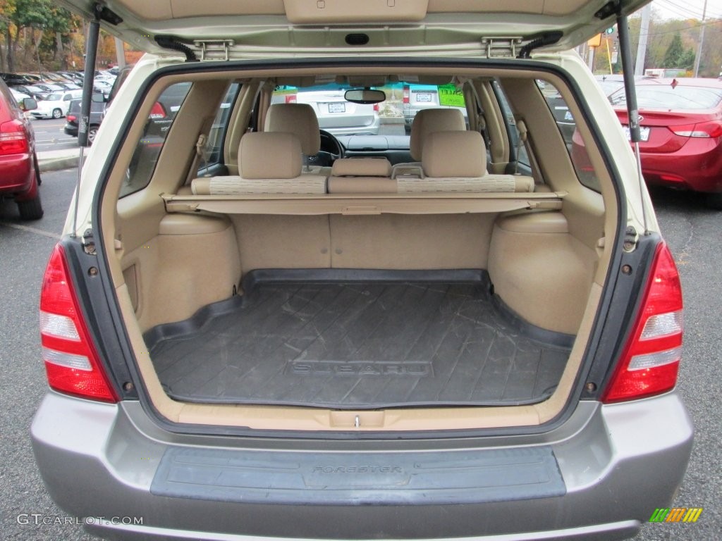 2004 Forester 2.5 XS - Sierra Gold Metallic / Beige photo #19