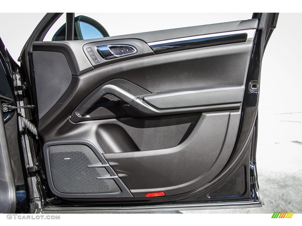 2014 Porsche Cayenne S Black Door Panel Photo #108521714