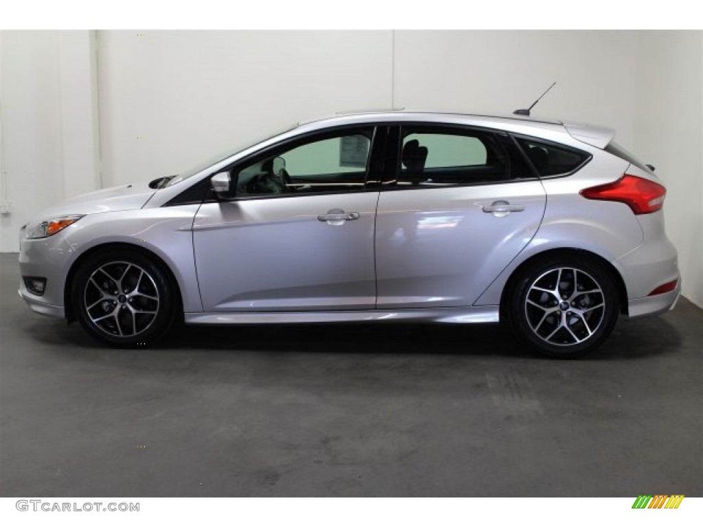 2015 Focus SE Hatchback - Ingot Silver Metallic / Charcoal Black photo #6