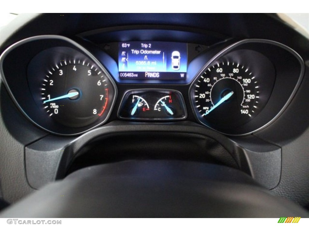 2015 Focus SE Hatchback - Ingot Silver Metallic / Charcoal Black photo #21