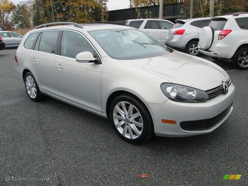 2010 Volkswagen Jetta TDI SportWagen Exterior Photos