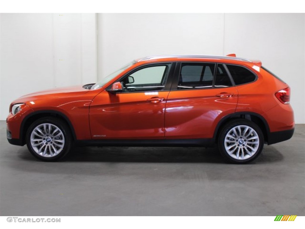 2013 X1 sDrive 28i - Valencia Orange / Black photo #6
