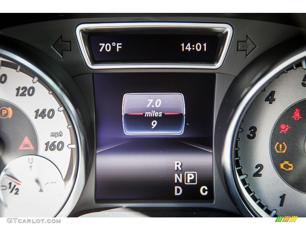 2016 GLA 250 4Matic - Cirrus White / Black photo #6