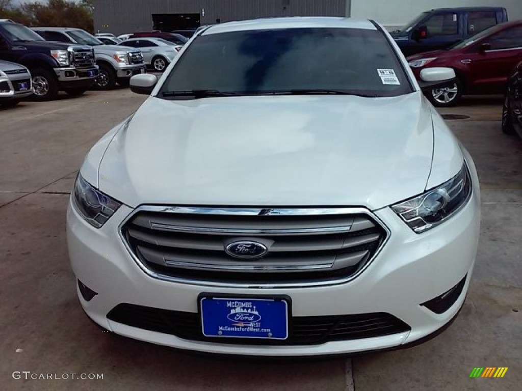 2015 Taurus SEL - White Platinum Metallic / Charcoal Black photo #5