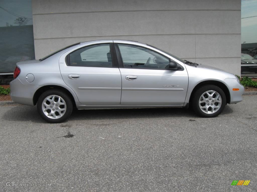 2001 Neon SE - Bright Silver Metallic / Dark Slate Gray photo #2