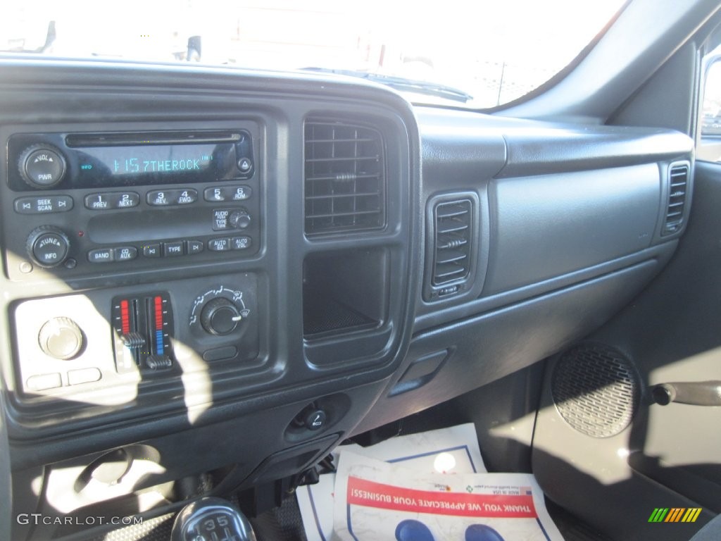2006 Silverado 1500 Work Truck Regular Cab 4x4 - Graystone Metallic / Dark Charcoal photo #22