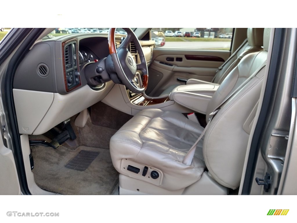 2002 Escalade AWD - Silver Sand / Shale photo #5