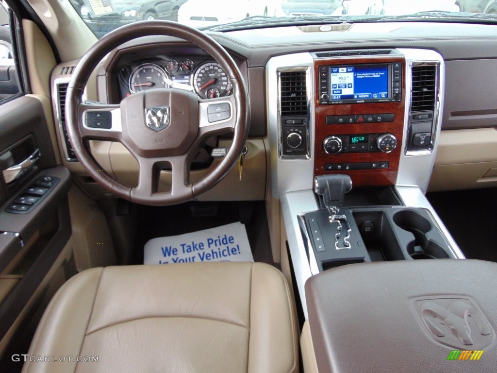 2011 Ram 1500 Laramie Quad Cab 4x4 - Rugged Brown Pearl / Light Pebble Beige/Bark Brown photo #17