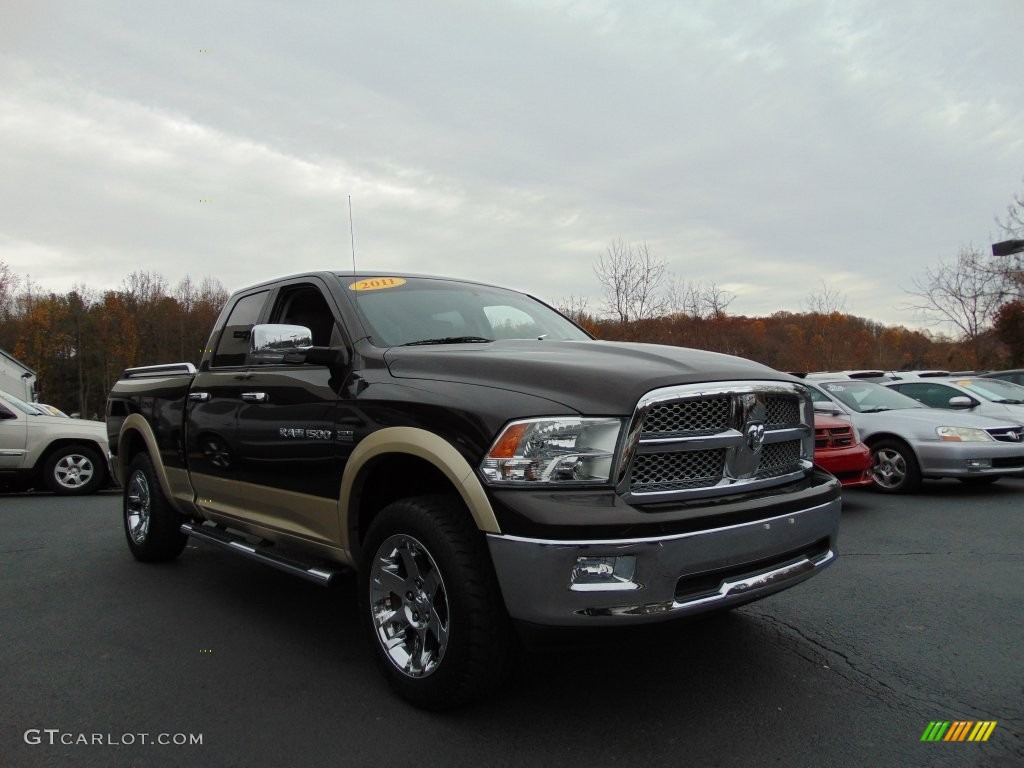 2011 Ram 1500 Laramie Quad Cab 4x4 - Rugged Brown Pearl / Light Pebble Beige/Bark Brown photo #28