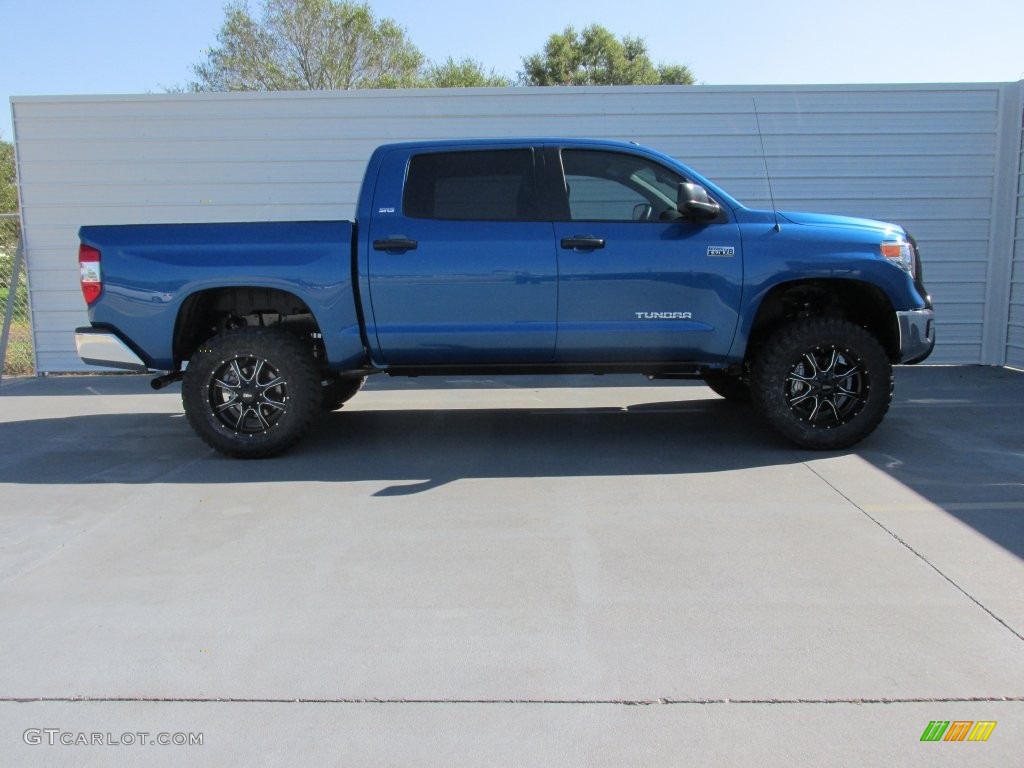 2016 Tundra SR5 CrewMax 4x4 - Blazing Blue Pearl / Black photo #3