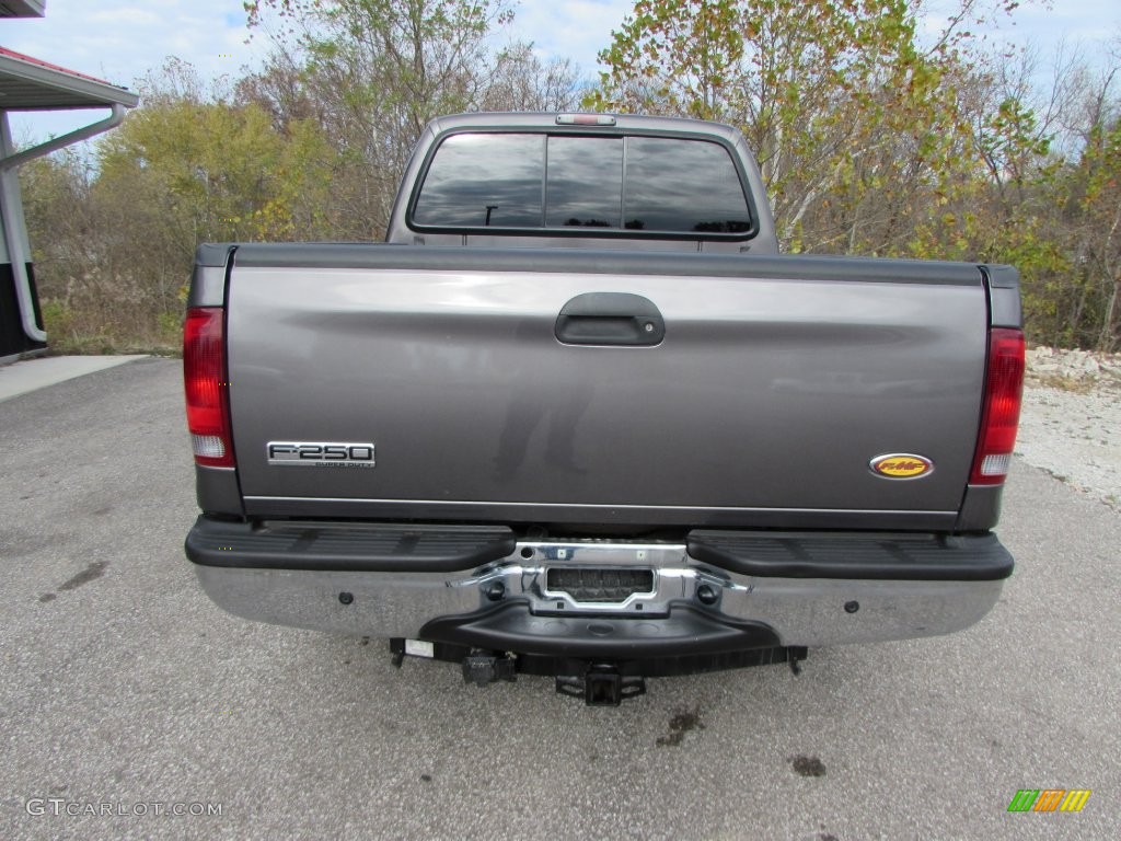 2006 F250 Super Duty Lariat Crew Cab 4x4 - Dark Stone Metallic / Medium Flint photo #4