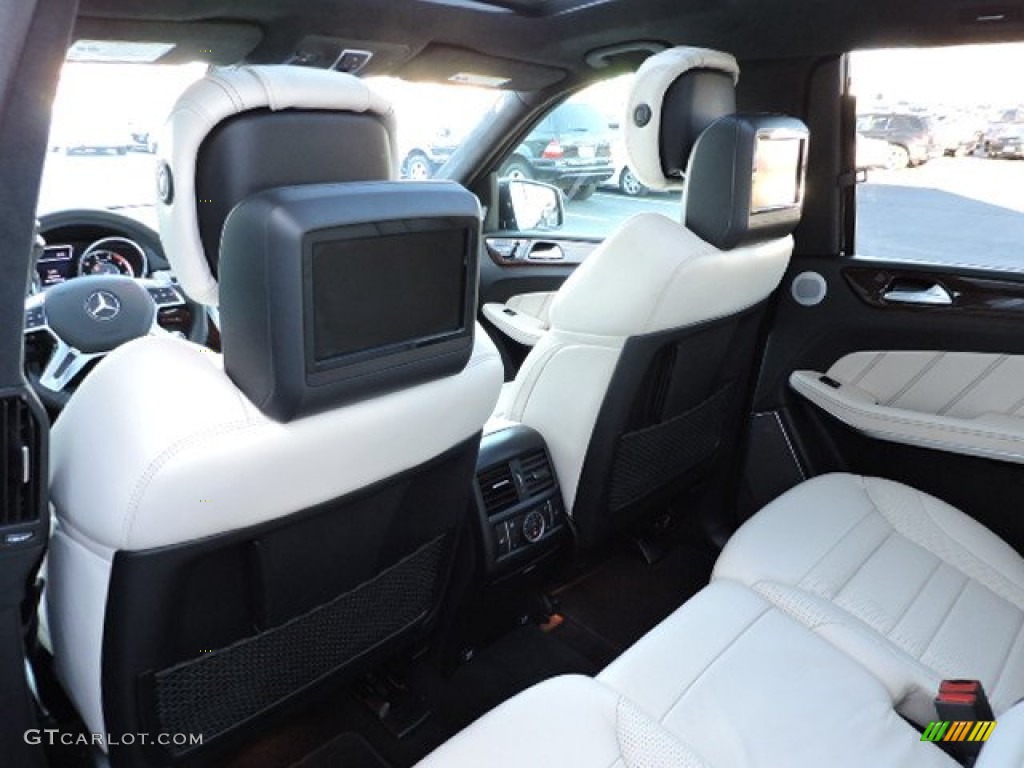 2014 Mercedes-Benz GL 63 AMG 4Matic Rear Seat Photos