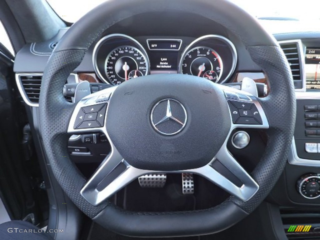 2014 Mercedes-Benz GL 63 AMG 4Matic Steering Wheel Photos