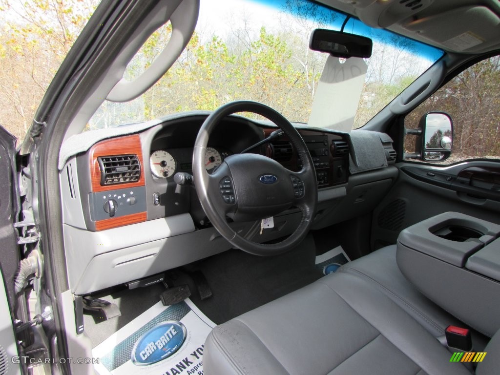 2006 F250 Super Duty Lariat Crew Cab 4x4 - Dark Stone Metallic / Medium Flint photo #32