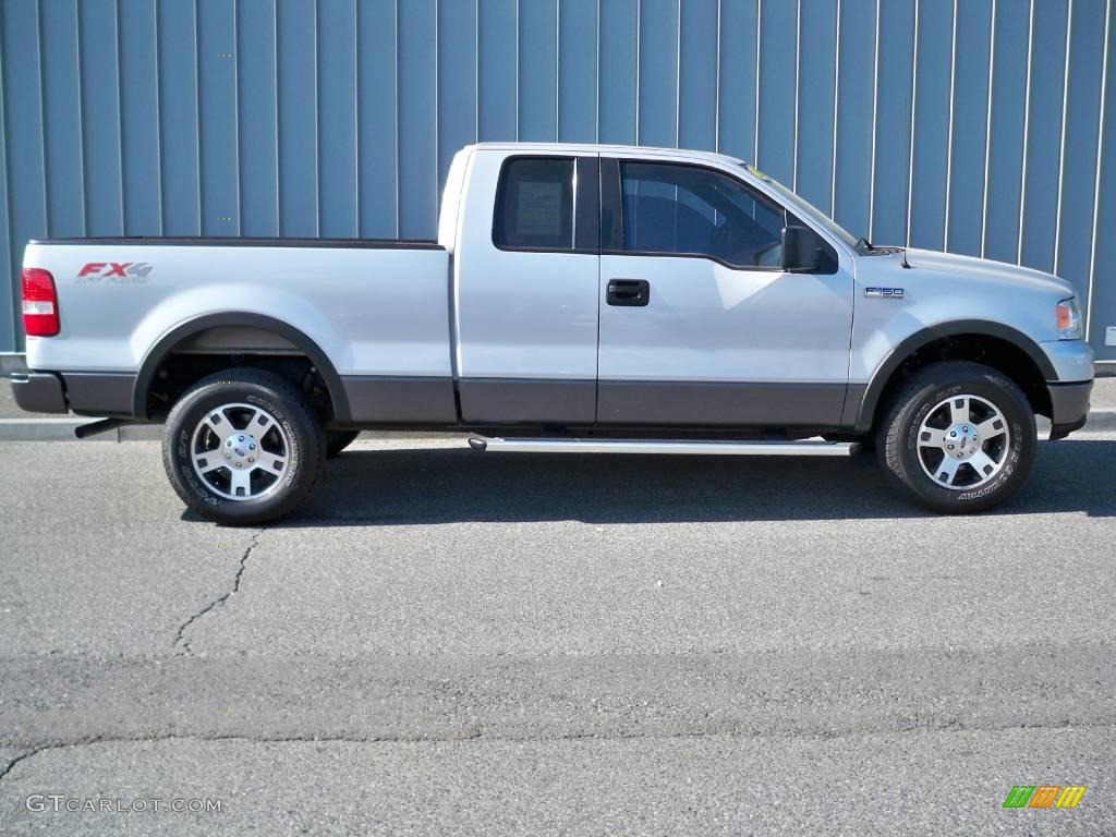 2005 F150 FX4 SuperCab 4x4 - Silver Metallic / Black photo #2