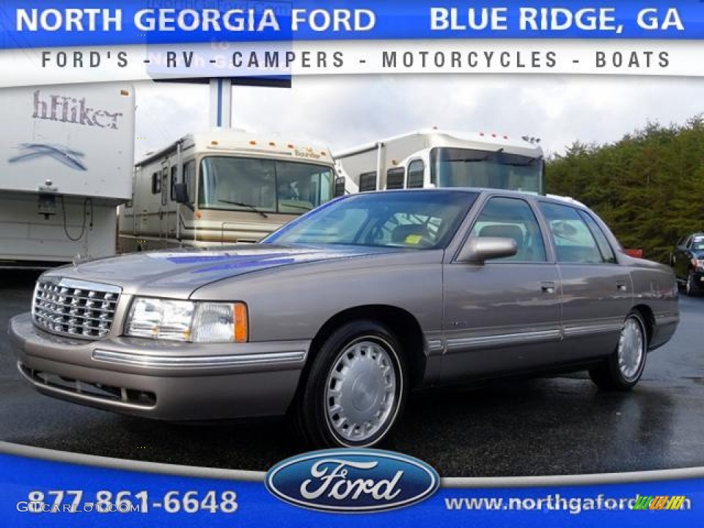 1999 DeVille Sedan - Moonstone / Camel photo #1