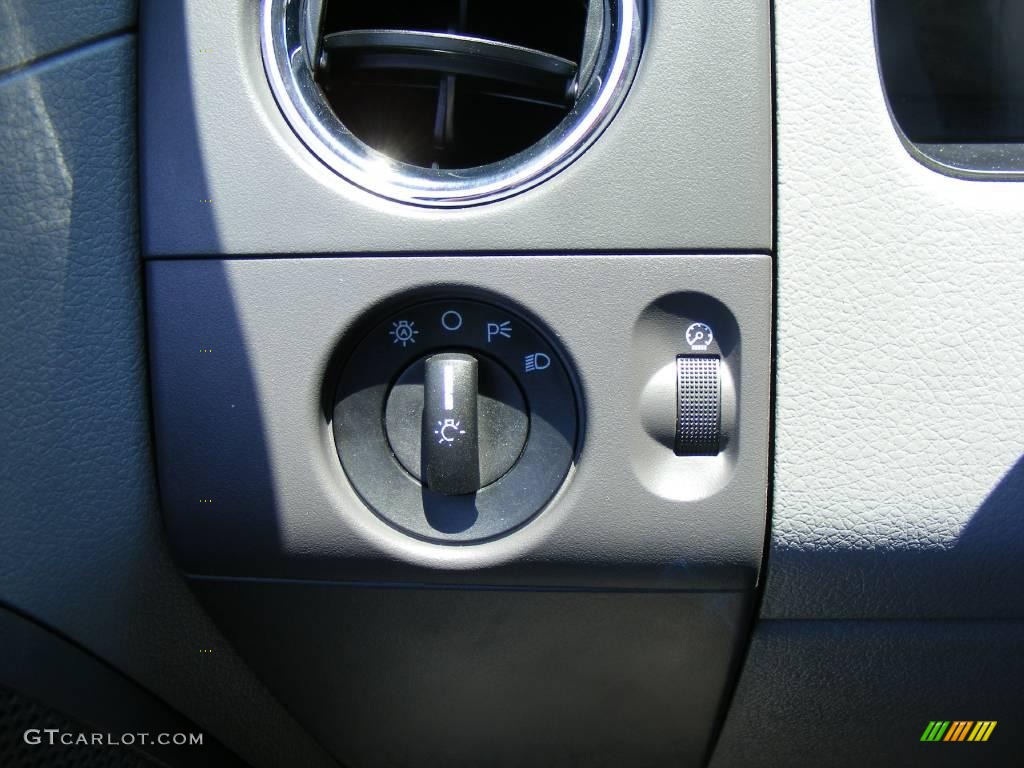2006 F150 XLT SuperCrew 4x4 - Dark Shadow Grey Metallic / Medium/Dark Flint photo #40