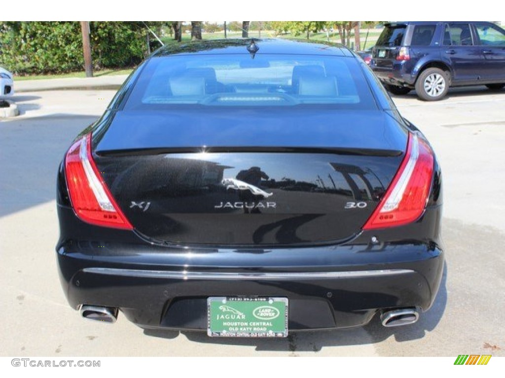 2015 XJ XJ - Ultimate Black Metallic / Jet/Jet photo #10