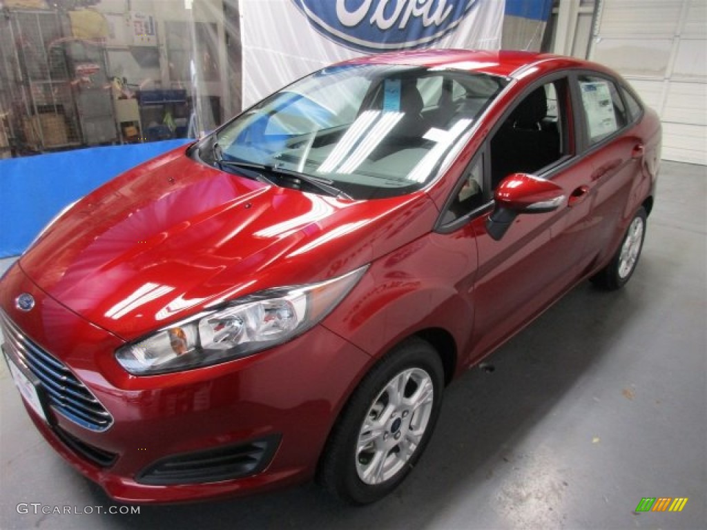 Ruby Red Metallic 2016 Ford Fiesta SE Sedan Exterior Photo #108575743