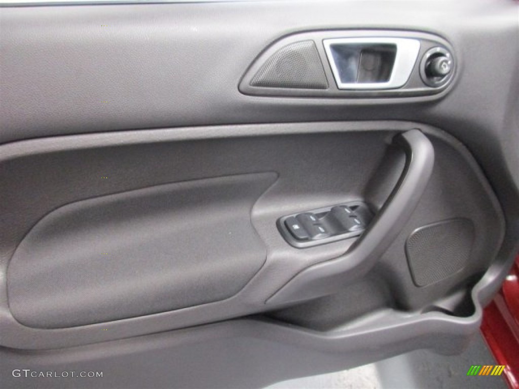 2016 Fiesta SE Sedan - Ruby Red Metallic / Charcoal Black photo #13