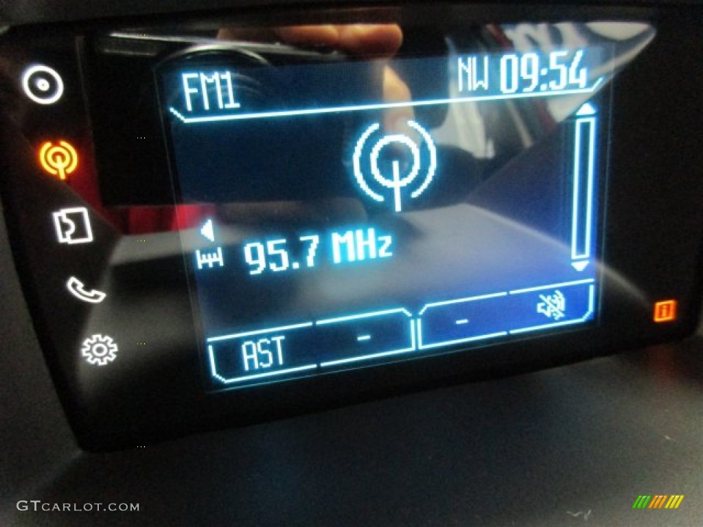 2016 Fiesta SE Sedan - Ruby Red Metallic / Charcoal Black photo #17