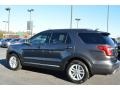 2016 Magnetic Metallic Ford Explorer XLT  photo #21