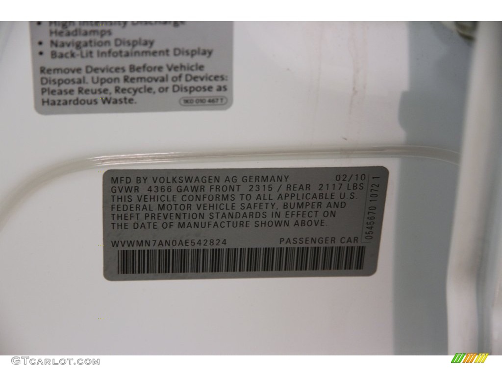 2010 CC Sport - Candy White / Black photo #17