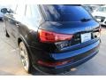 Mythos Black Metallic - Q3 2.0 TSFI Prestige Photo No. 6