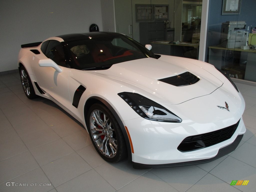 2015 Corvette Z06 Coupe - Arctic White / Adrenaline Red photo #3