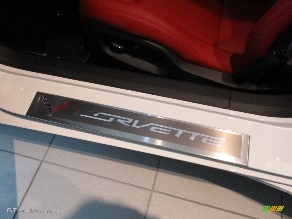 2015 Corvette Z06 Coupe - Arctic White / Adrenaline Red photo #19