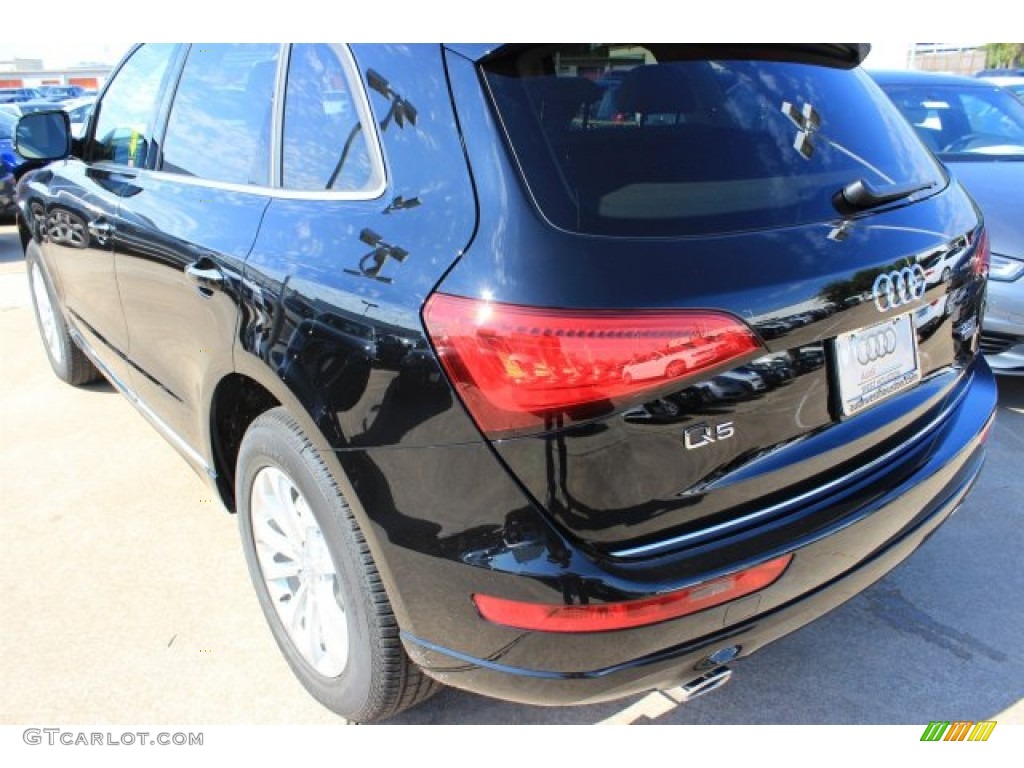 2016 Q5 2.0 TFSI Premium quattro - Brilliant Black / Pistachio Beige photo #6
