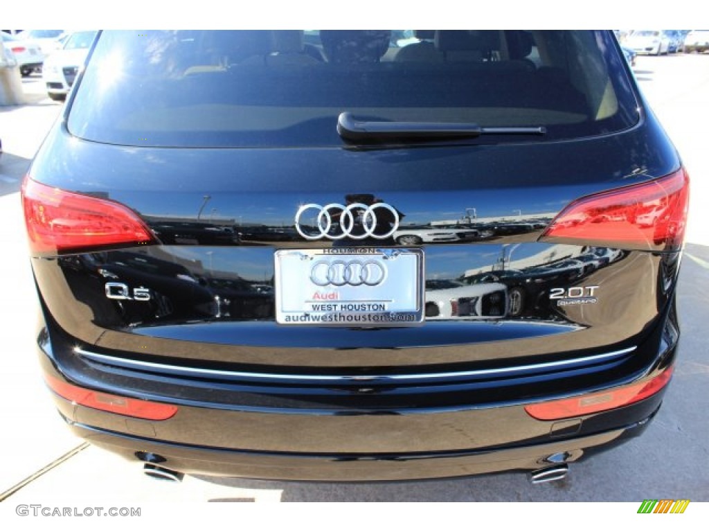 2016 Q5 2.0 TFSI Premium quattro - Brilliant Black / Pistachio Beige photo #7