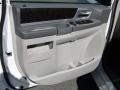 Stone White - Grand Caravan SXT Photo No. 9