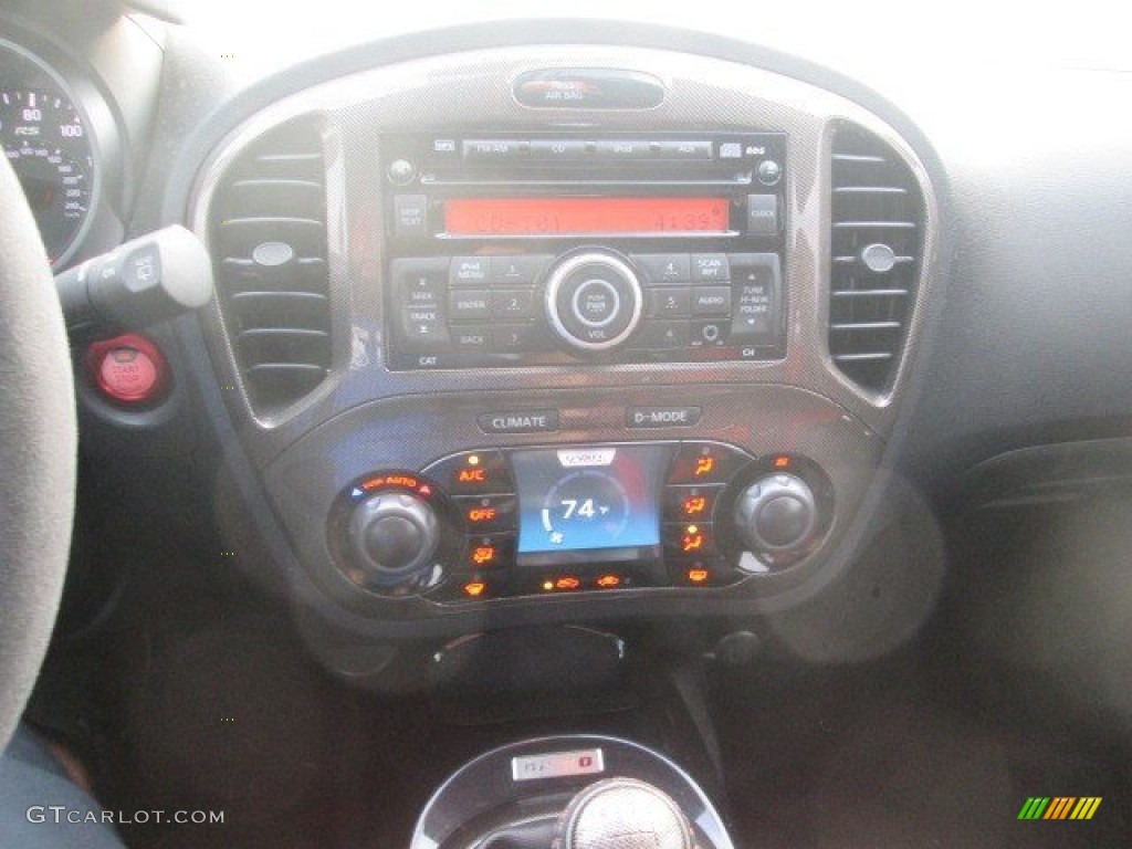 2014 Nissan Juke NISMO RS Controls Photo #108597255