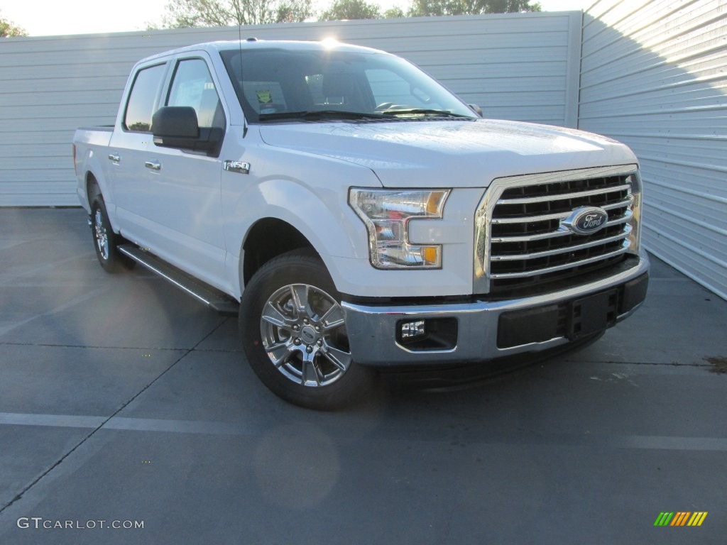 2015 F150 XLT SuperCrew - Oxford White / Medium Earth Gray photo #1