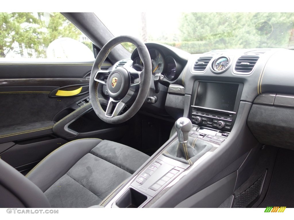 2016 Porsche Cayman GT4 Black Dashboard Photo #108615645