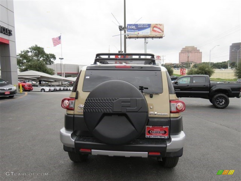 2014 Quicksand Toyota FJ Cruiser 108610064 Photo 7