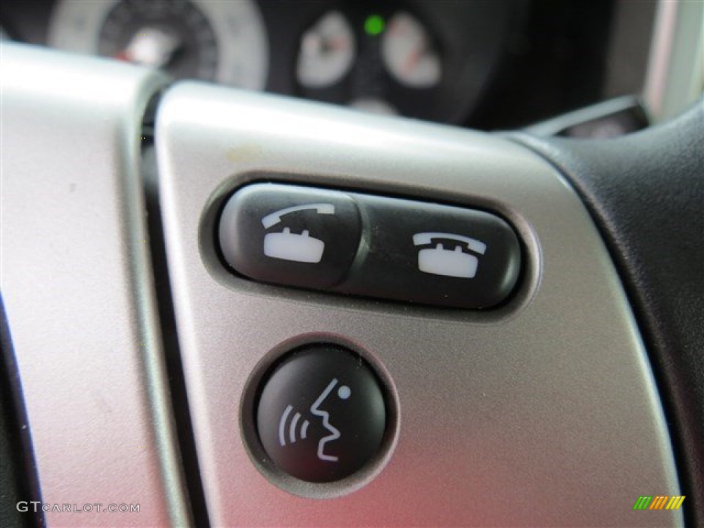 2014 Toyota FJ Cruiser Standard FJ Cruiser Model Controls Photo #108623951